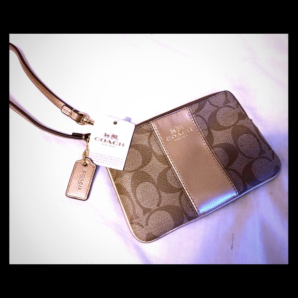 NWT! Never used coach wristlet